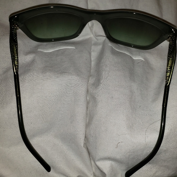 Burberry Sage Green Sunglasses - Picture 3 of 9